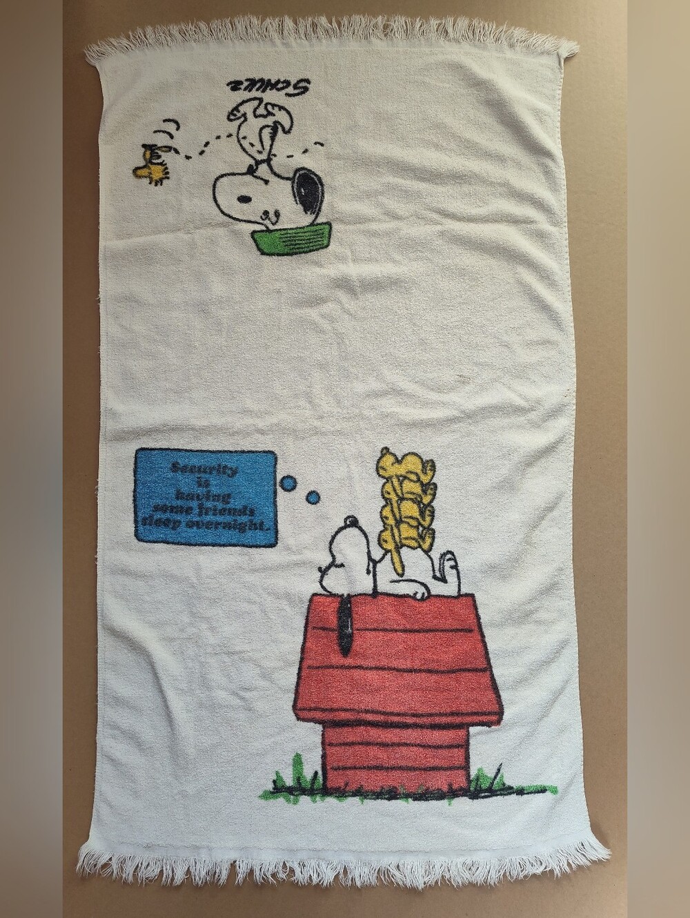VTG 1970s Snoopy Woodstock Peanuts Towel Stevens Utica Security Having Friends